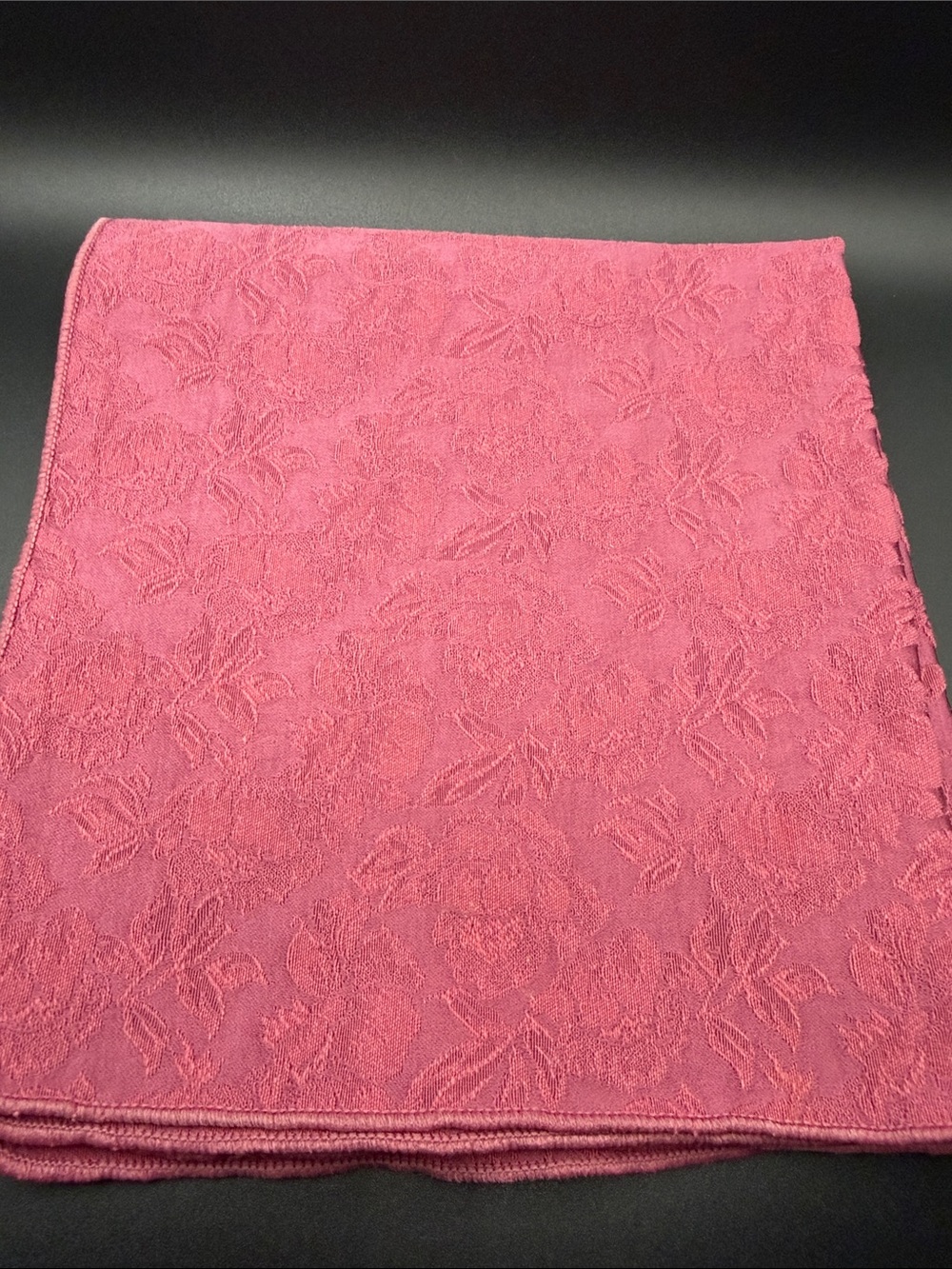Vintage Floral Jacquard Textured Solid Berry Napkins-set of 12